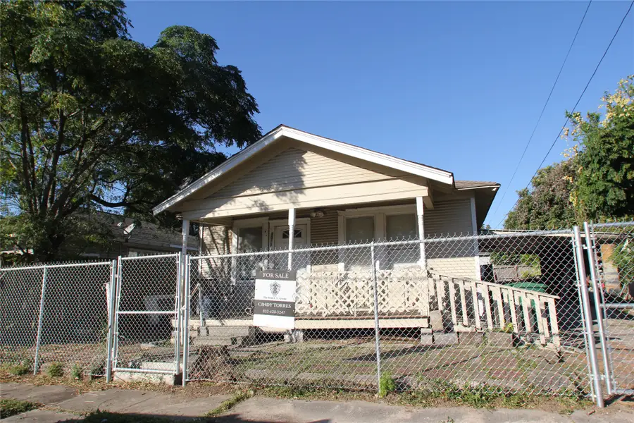 7013 Avenue E, Houston, TX 77011 - Image #2