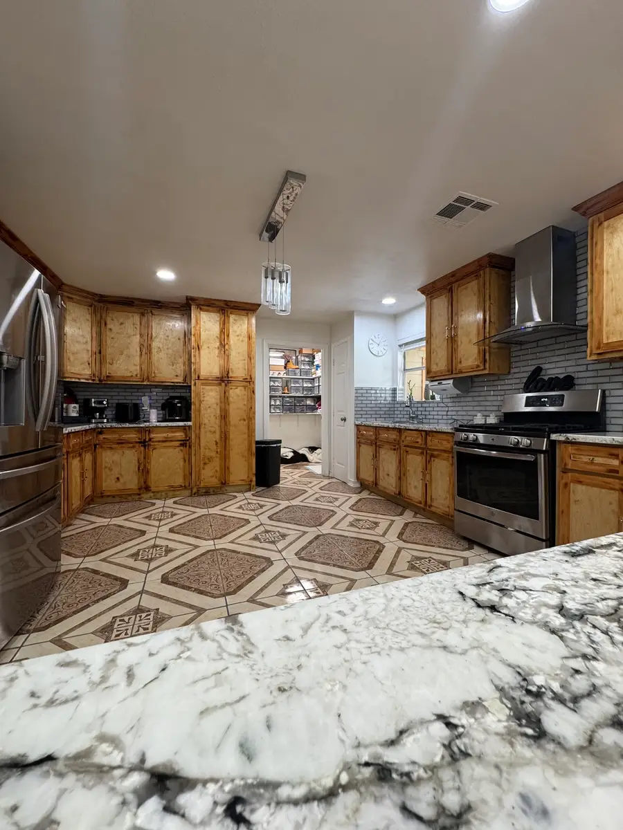 161 Hicks Loop W, Cleveland, TX 77328 - #2