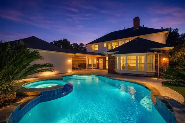 4822 Hillswick Drive, Sugar Land, TX 77479