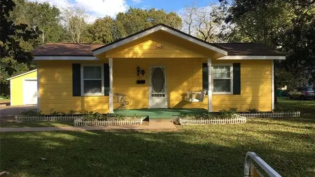 2431 Washington Avenue, Pearland, TX 77581 - #1