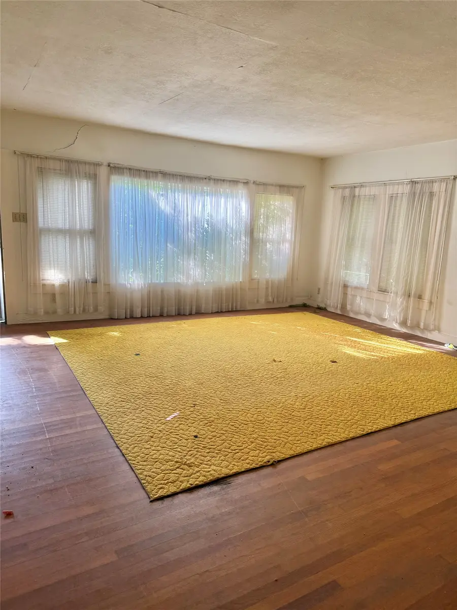 809 W Elder, Colmesneil, TX 75938 - #3