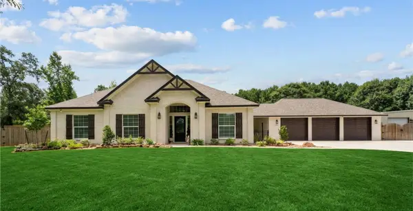 572 Pinchback Drive, Anahuac, TX 77514