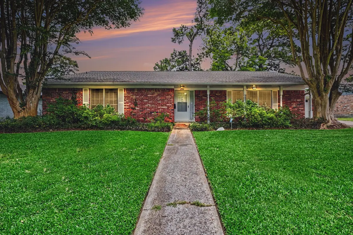2208 Wyoming Street, Baytown, TX 77520 - #1