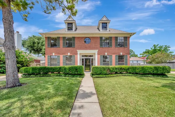 14419 Hillside Hickory Court, Houston, TX 77062