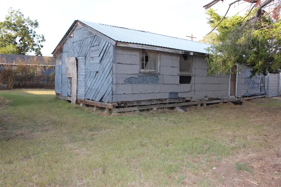 212 1st Street, Somerville, TX 77879 - Image #2