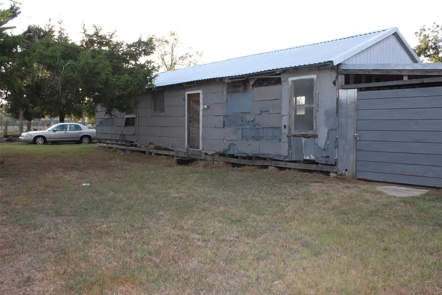 212 1st Street, Somerville, TX 77879 - Image #3