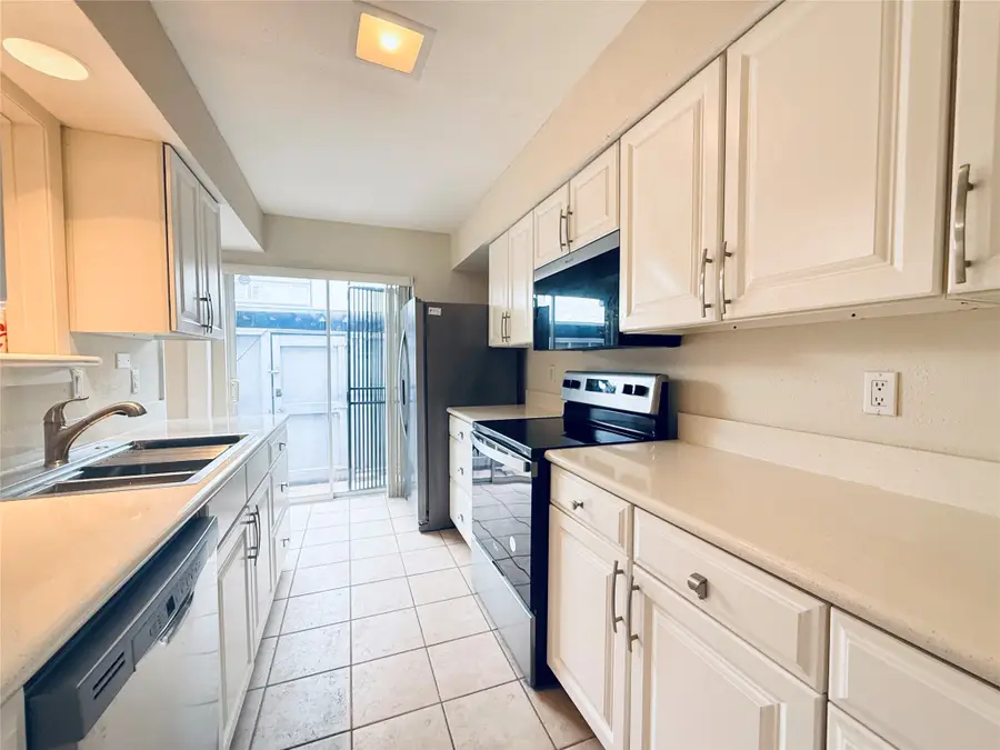5633 S Rice Avenue, Houston, TX 77081 - #3