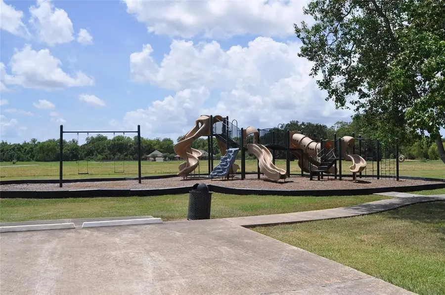 21710 Chenango Lake Drive, Angleton, TX 77515 - #2