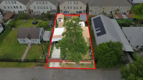 1205 Armstead Street, Houston, TX 77009