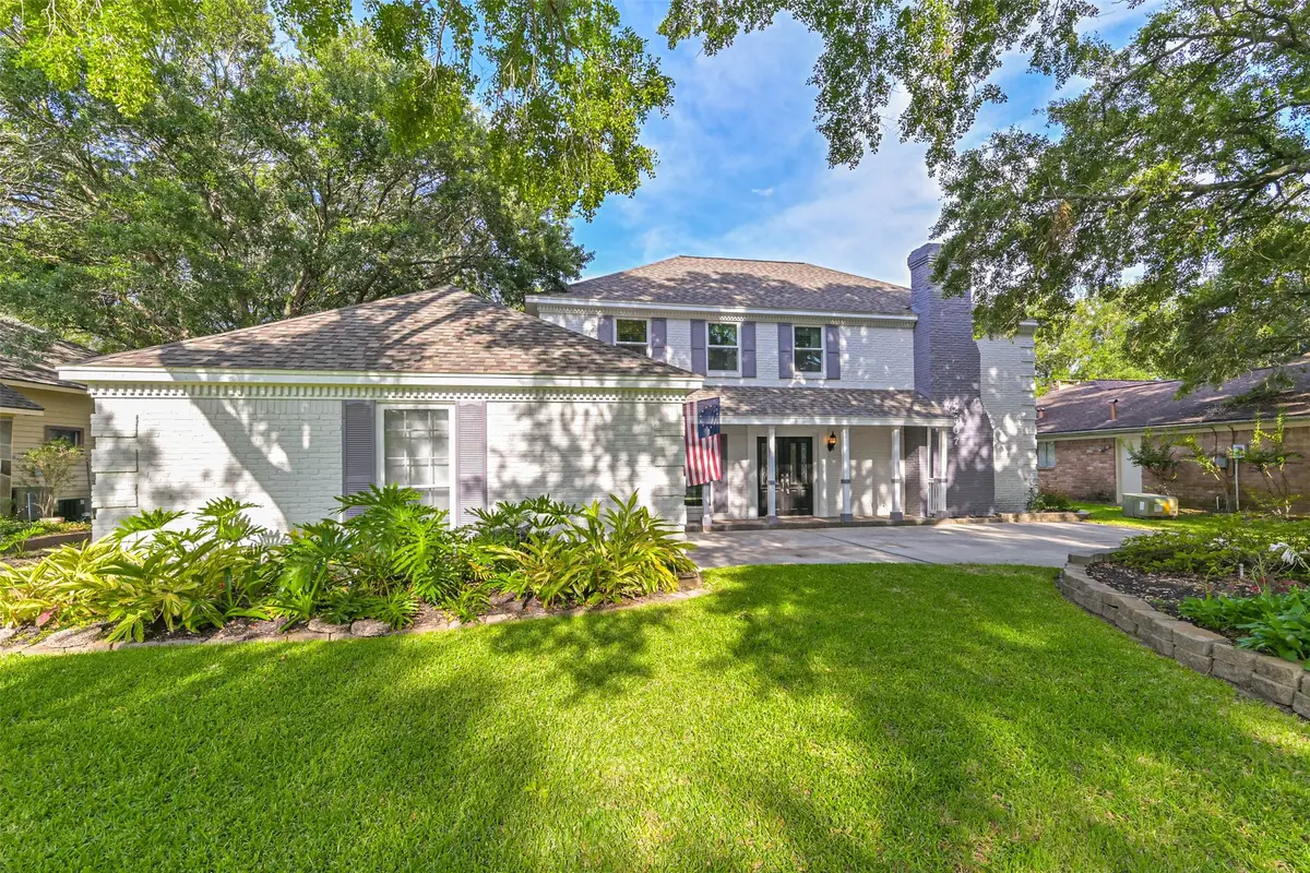 2607 E Pebble Beach Drive, Missouri City, TX 77459 - #1