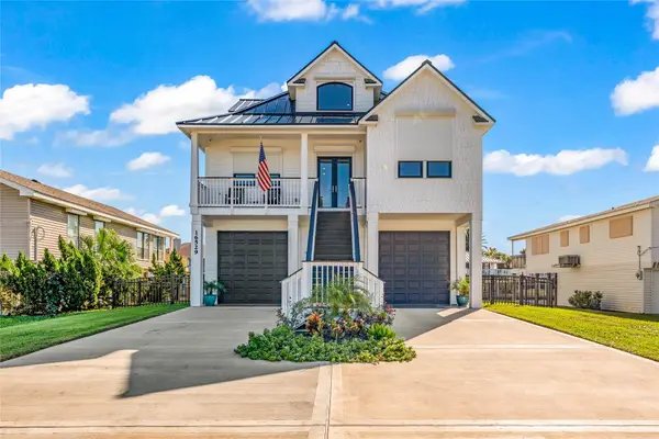 16529 Tampico Way, Jamaica Beach, TX 77554