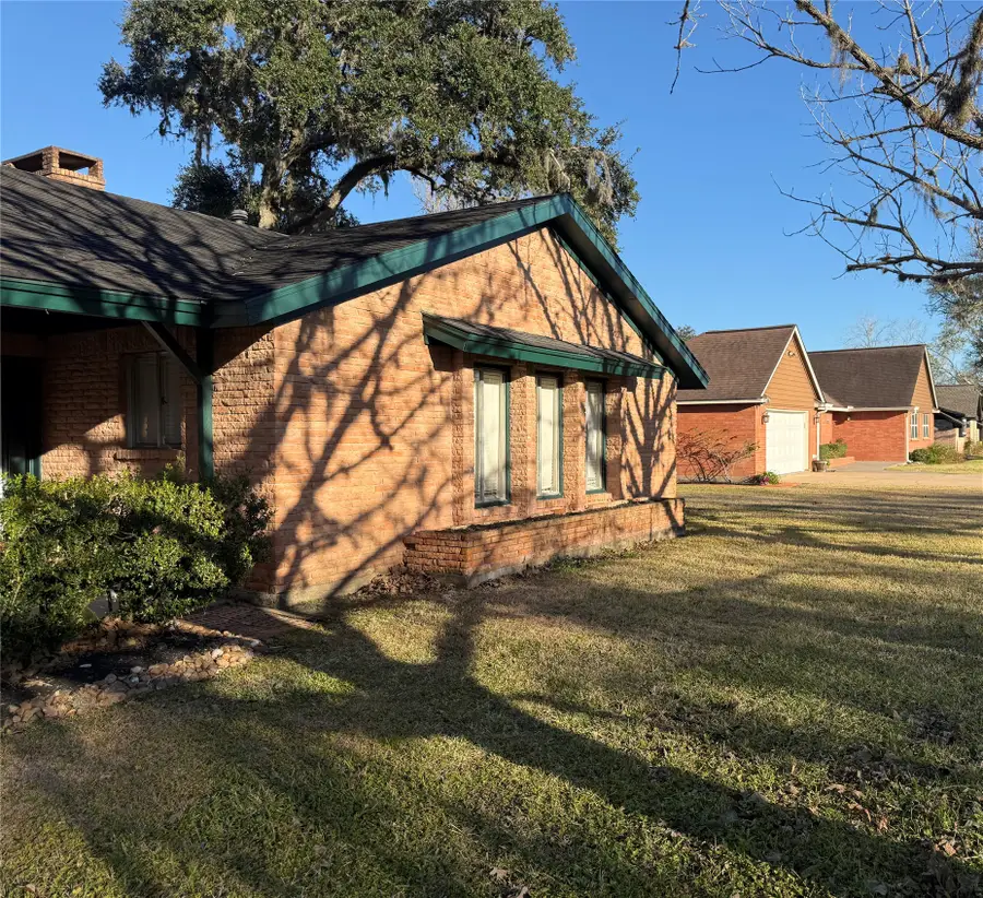 1206 Kent Street, Sweeny, TX 77480 - #2