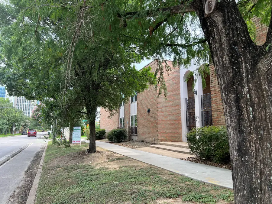 2516 Commonwealth Street #102, Houston, TX 77006 - #2