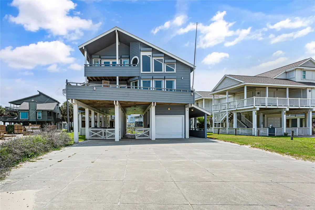 4239 Spoonbill Lane, Galveston, TX 77554 - Image #1