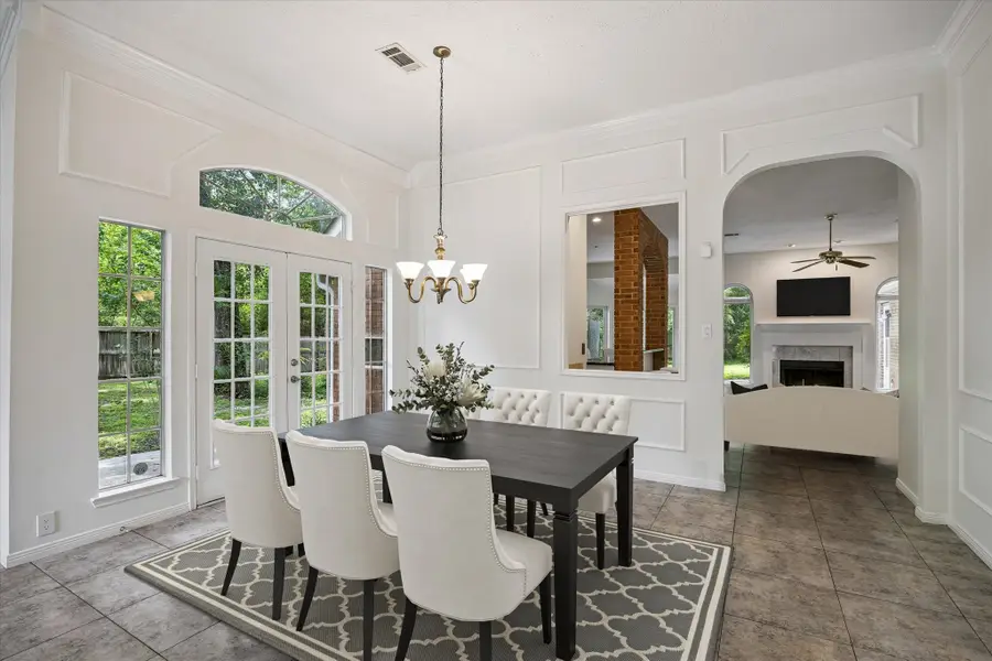 30 Skyland Place, The Woodlands, TX 77381 - #3