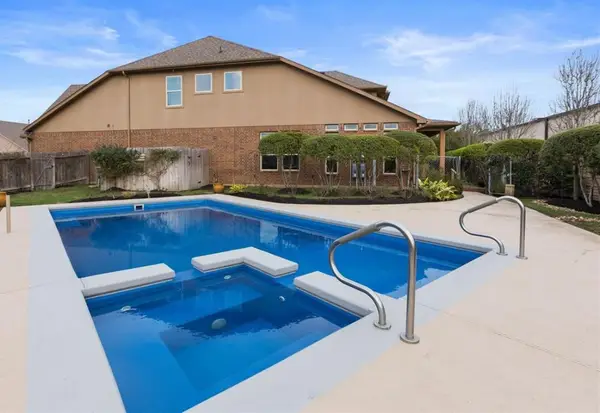 9039 Centennial Drive, Conroe, TX 77384