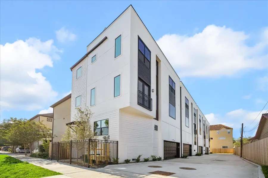 1329 W 22nd Street, Houston, TX 77008 - #3