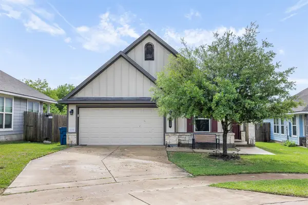 128 Dove Court, Navasota, TX 77868