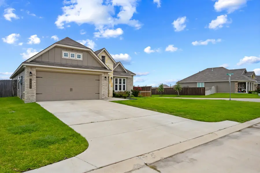 2040 Muscadine Trail, Brenham, TX 77833 - #3