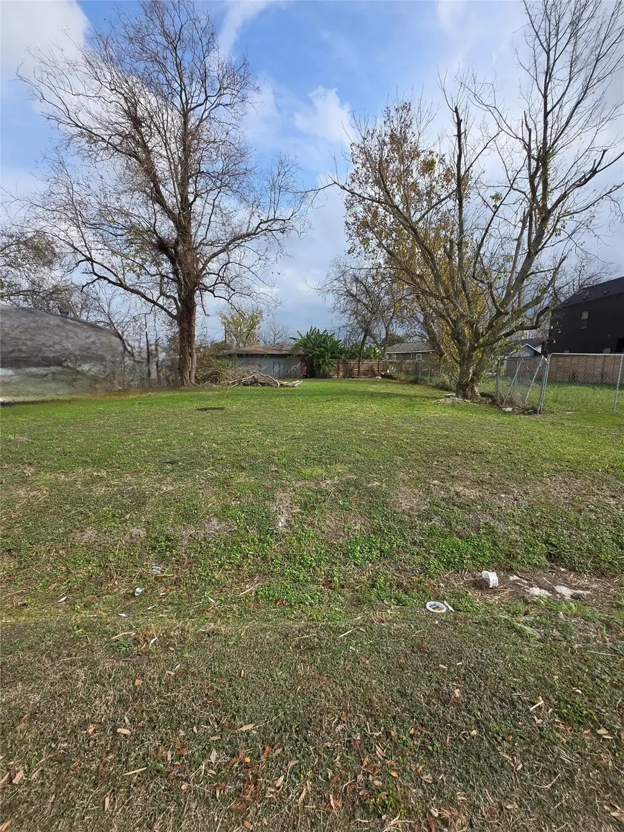 4204 Cortlandt Street, Houston, TX 77018 - #2