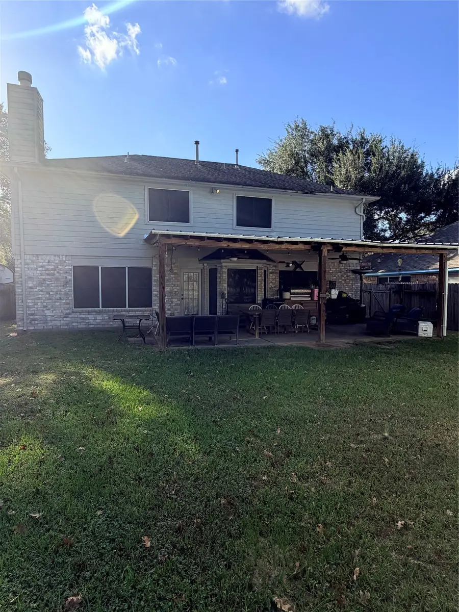 232 N Ranch House Road, Angleton, TX 77515 - #2