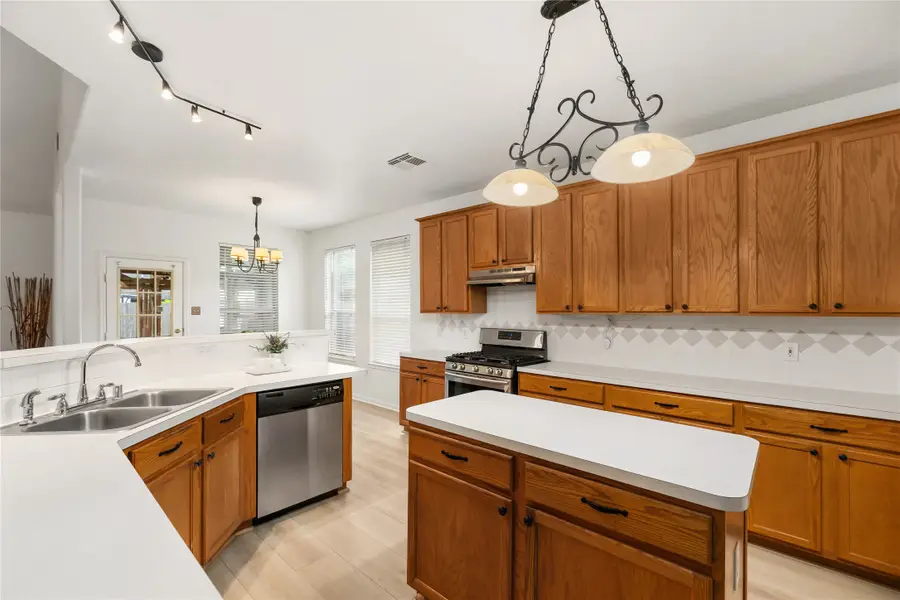 3906 Sundown Way, Katy, TX 77449 - #3