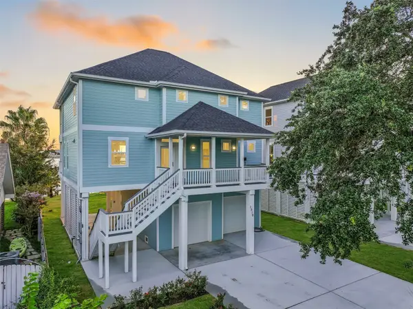 1519 Bayou Shore Drive, Galveston, TX 77551
