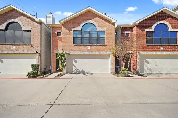 8690 Meadowcroft Drive, Houston, TX 77063