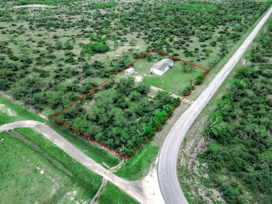 1005 County Road 643, Damon, TX 77430 - #2