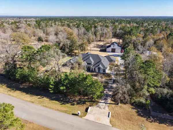 26211-2 Crown Ranch Boulevard, Montgomery, TX 77316