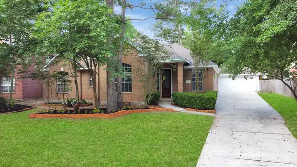 19 Long Springs Place, The Woodlands, TX 77382