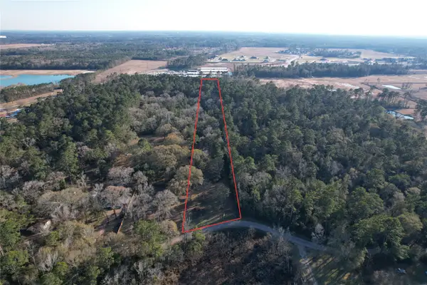 17038 Payne Rd, Conroe, TX 77302