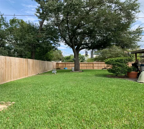 7402 Dearborn Street, Houston, TX 77055