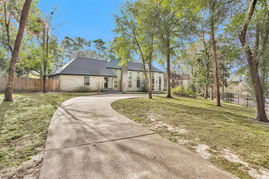 50 Village Hill Drive, Conroe, TX 77304 - Image #2