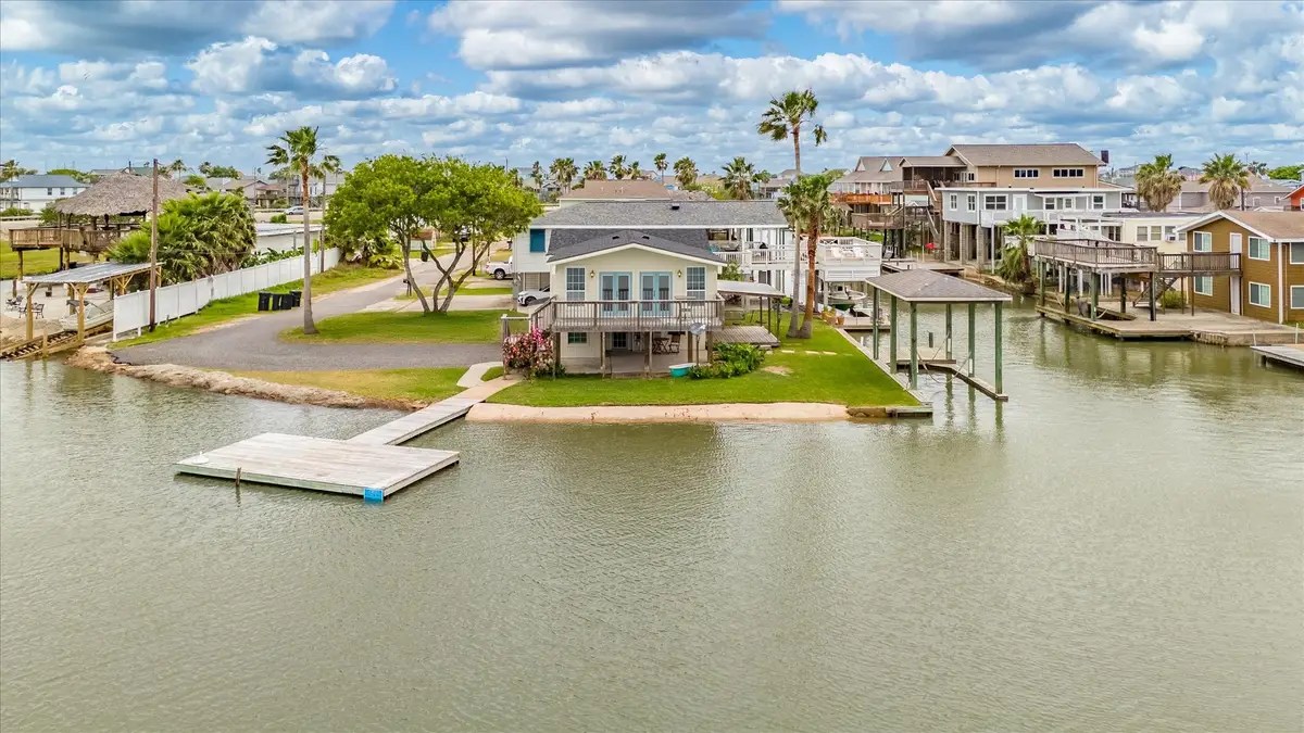1 Highland Drive, Hitchcock, TX 77563 - #1