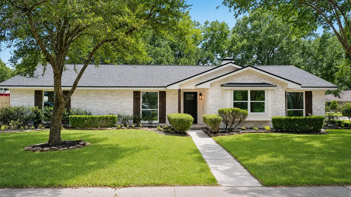 2301 Morning Drive, Baytown, TX 77520 - #1