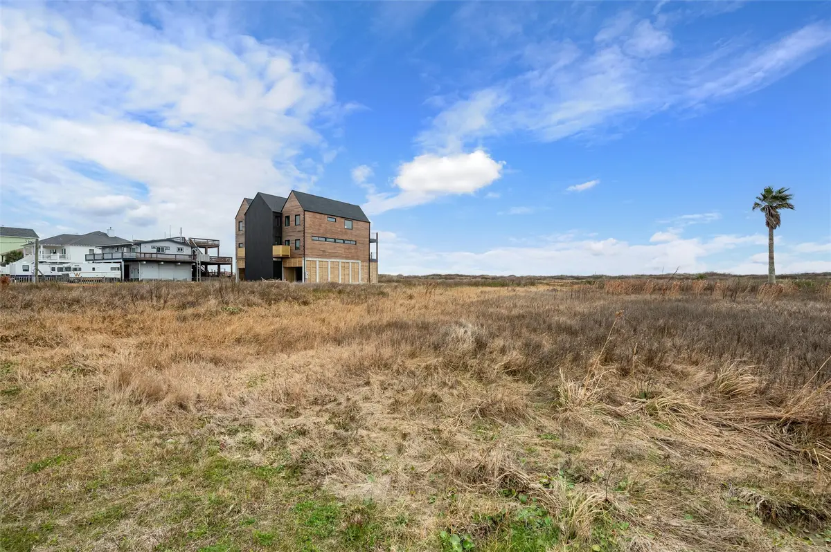 338 Atkinson Street, Crystal Beach, TX 77650 - #1