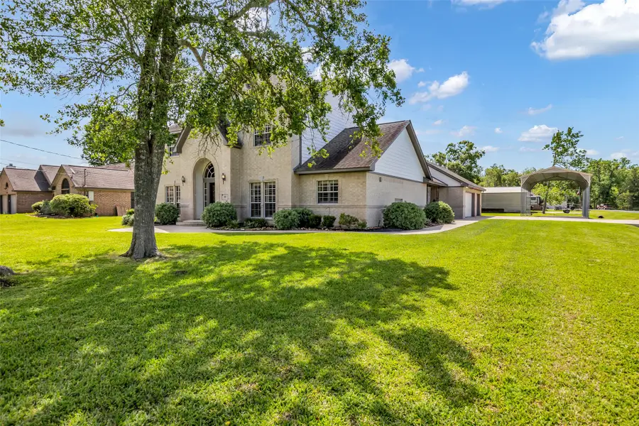 210 River Oaks Drive, Baytown, TX 77523 - #2