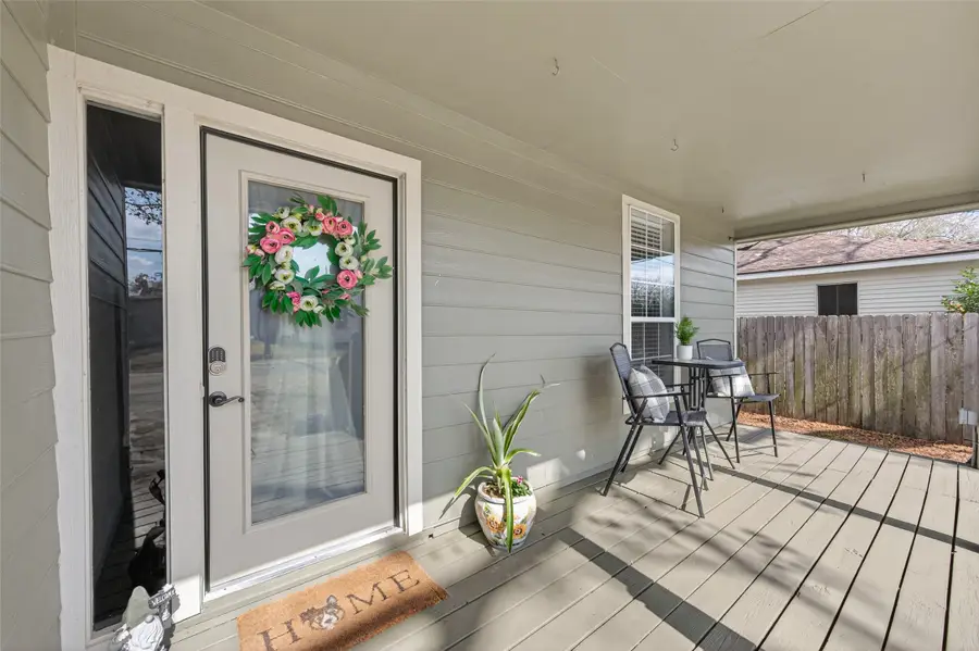 214 Texas Street, Tomball, TX 77375 - #2