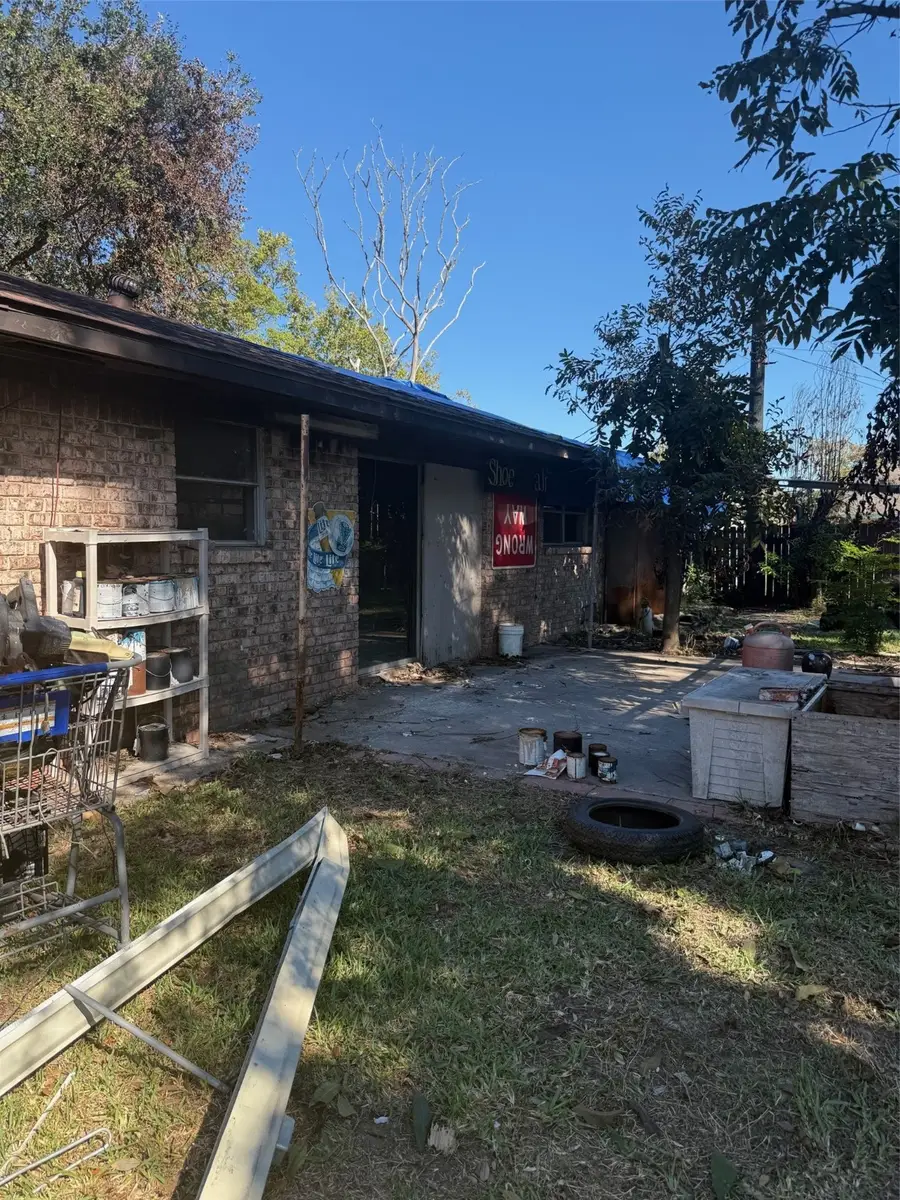 1901 Chilton Drive, Baytown, TX 77520 - Image #3