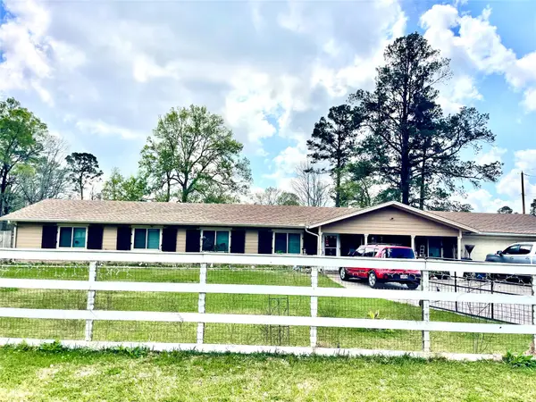 3210 Martha Street, Vidor, TX 77662