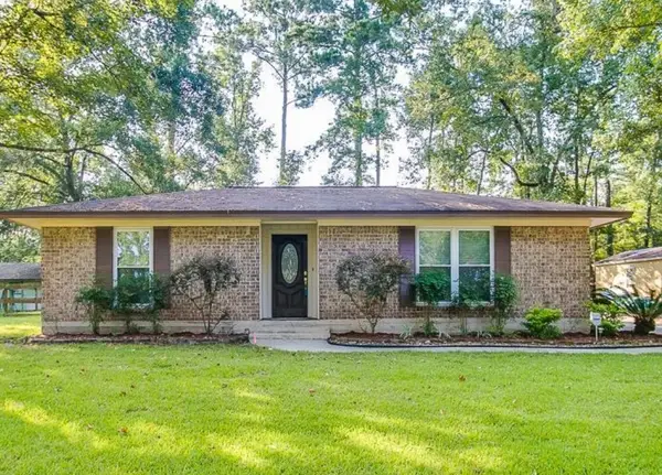 13279 Southshore Drive, Conroe, TX 77304