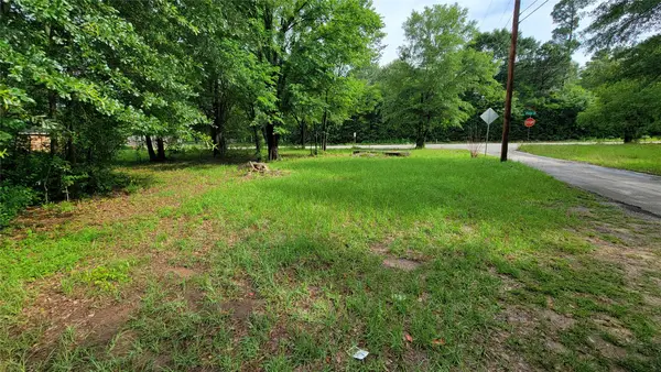 920 E Young Street, Longview, TX 75602