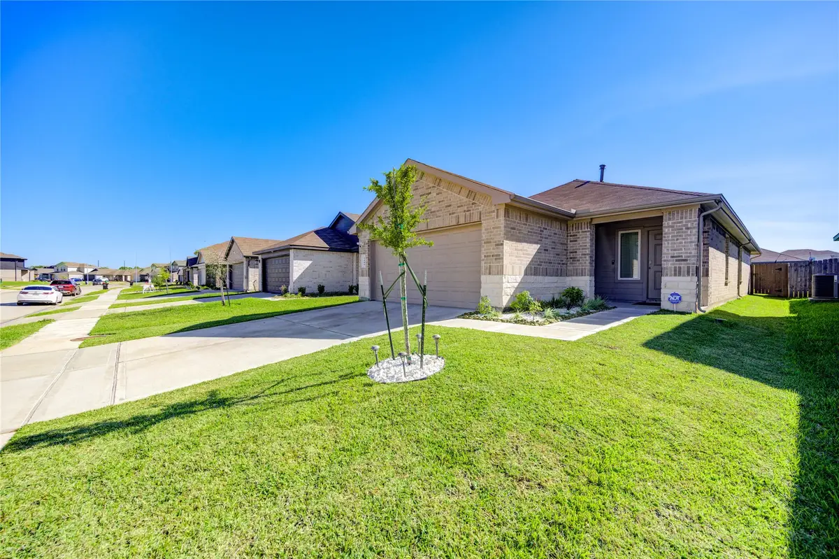 5406 Castlebury Meadows Drive, Spring, TX 77373 - Image #1