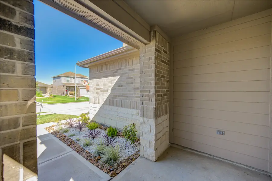 5406 Castlebury Meadows Drive, Spring, TX 77373 - Image #3