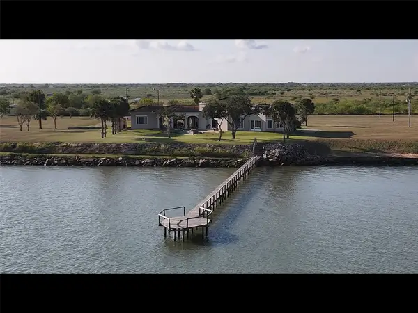 45 Jefferson Avenue, Port Lavaca, TX 77979
