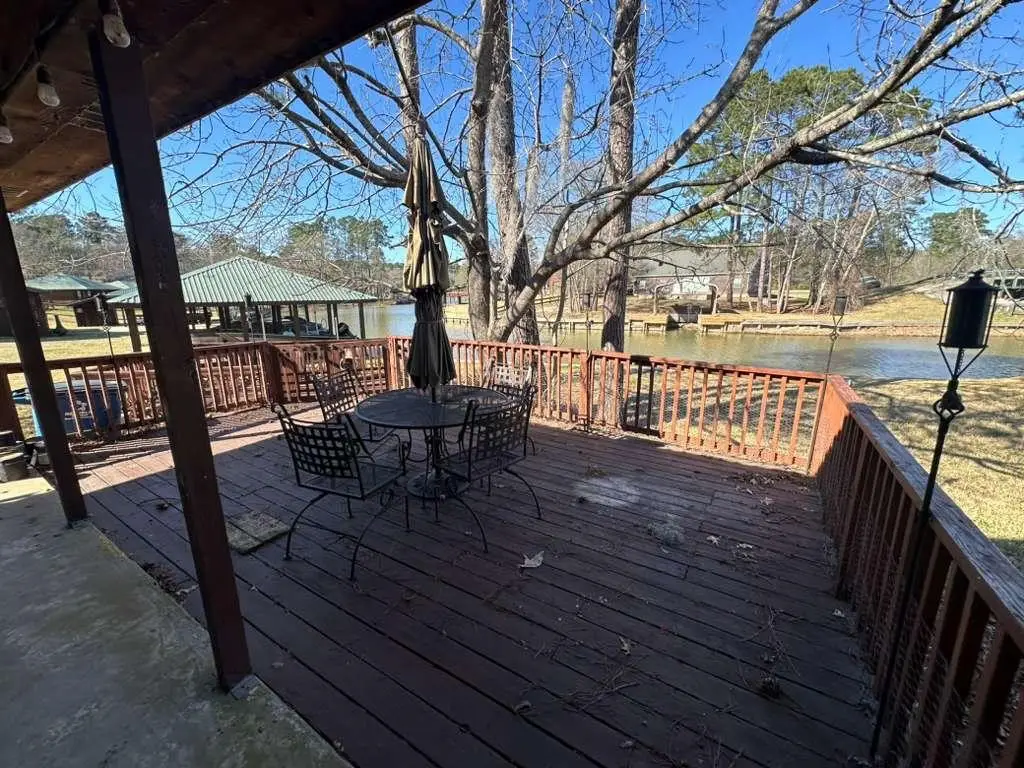 28 Hunters Creek Drive, Huntsville, TX 77340 - #1