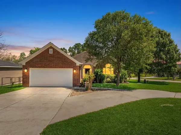 958 Lake View Drive, Montgomery, TX 77356