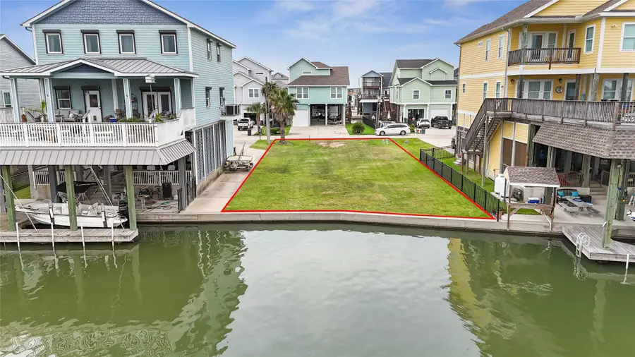 413 Amanda Circle, Tiki Island, TX 77554 - #3