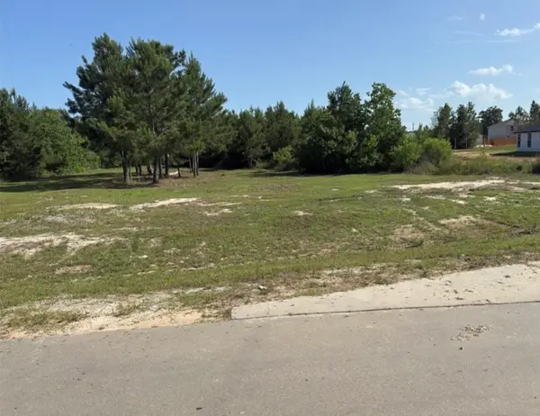 51 Road 5102, Cleveland, TX 77327